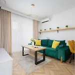 Daire Nowoczesny Z Balkonem I Miejscem Parkingowym Ursus By Renters