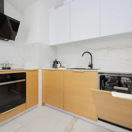 شقة Nowoczesny Z Balkonem I Miejscem Parkingowym Ursus By Renters *