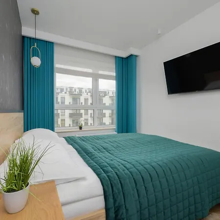 Nowoczesny Z Balkonem I Miejscem Parkingowym Ursus By Renters דירה ורשה