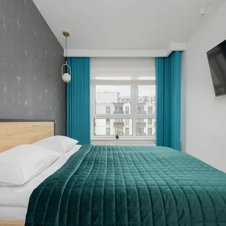 Nowoczesny Z Balkonem I Miejscem Parkingowym Ursus By Renters *