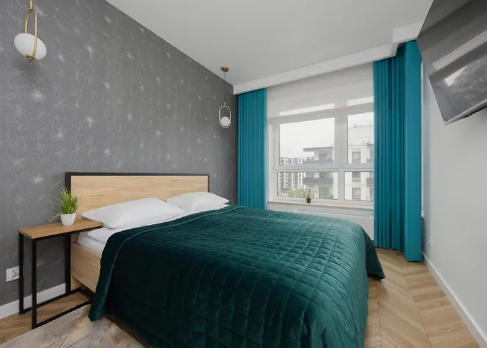 Nowoczesny Z Balkonem I Miejscem Parkingowym Ursus By Renters Apartament
