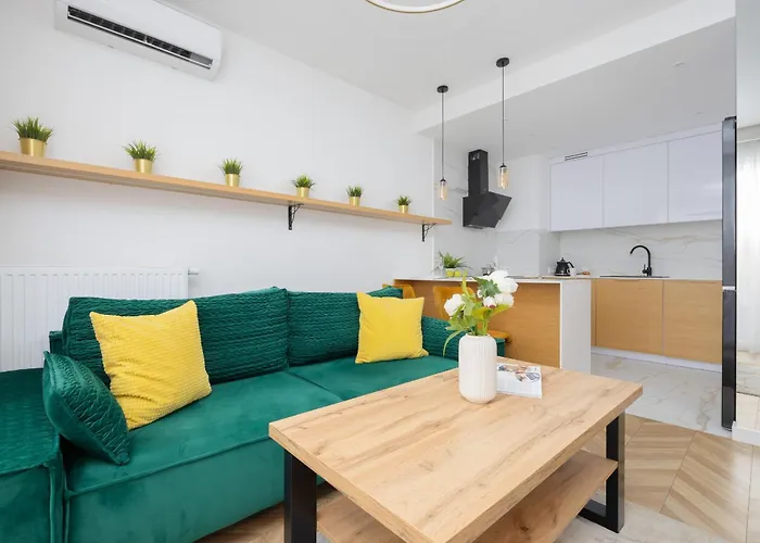 Nowoczesny Z Balkonem I Miejscem Parkingowym Ursus By Renters