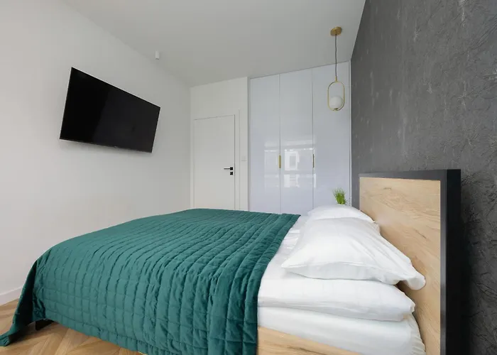 Nowoczesny Z Balkonem I Miejscem Parkingowym Ursus By Renters Apartament Warszawa