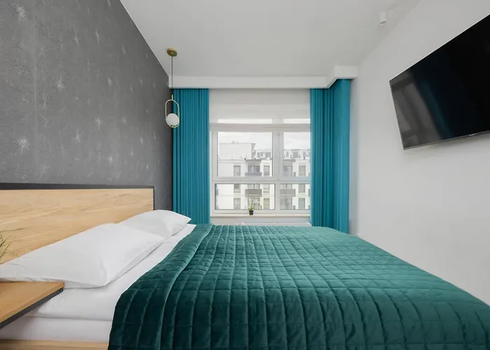 Nowoczesny Z Balkonem I Miejscem Parkingowym Ursus By Renters *