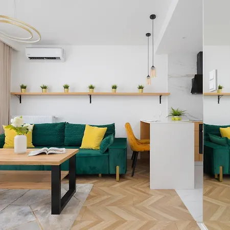 아파트 Nowoczesny Z Balkonem I Miejscem Parkingowym Ursus By Renters *