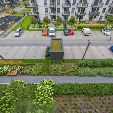 Nowoczesny Z Balkonem I Miejscem Parkingowym Ursus By Renters Apartman